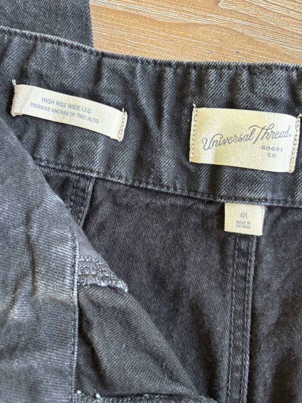 Universal Thread Black High-Rise Wide Leg Jeans - Picture 3 of 7